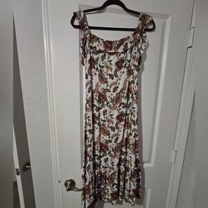 Floral Sleeveless Maxi Dress